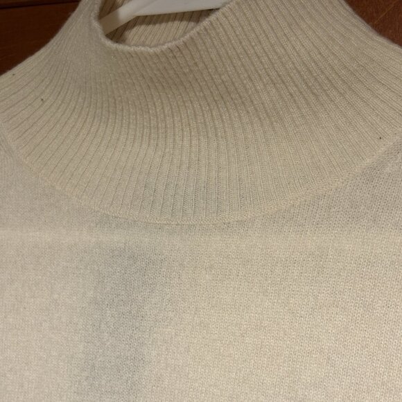 Banana Republic Cashmere Cream Mock neck Pullover Sweater Sz S NWT - Picture 10 of 11
